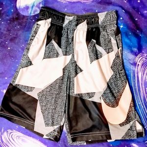Nike M shorts